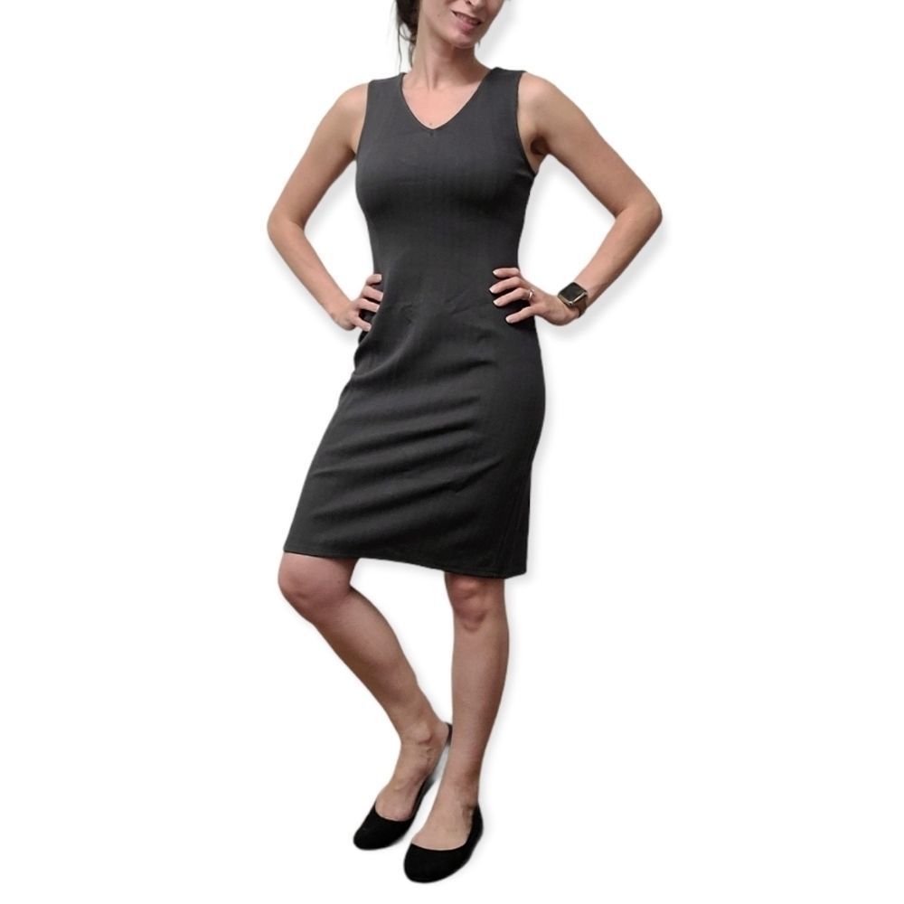 41 Hawthorn Sleeveless Grey V Neck Sheath Dress
